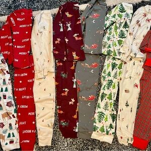 4T Unisex Christmas Pajama Sets Lot - Old navy, Carters, CrewCuts, PJ Place
